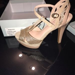 Jessica Simpson dressy heel
